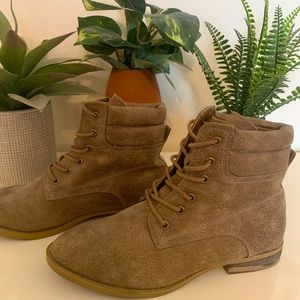 Tan short boots